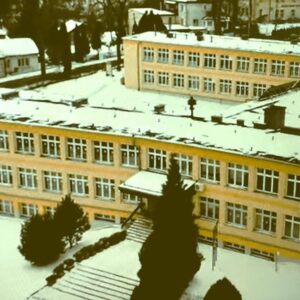 Budynek szkoły przy ulicy Szkolnej